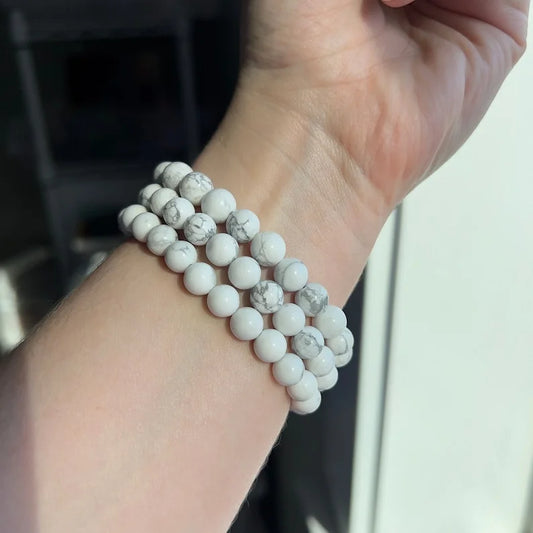 Howlite Bracelet 8mm beads, length 6.75″ (17.2cm)