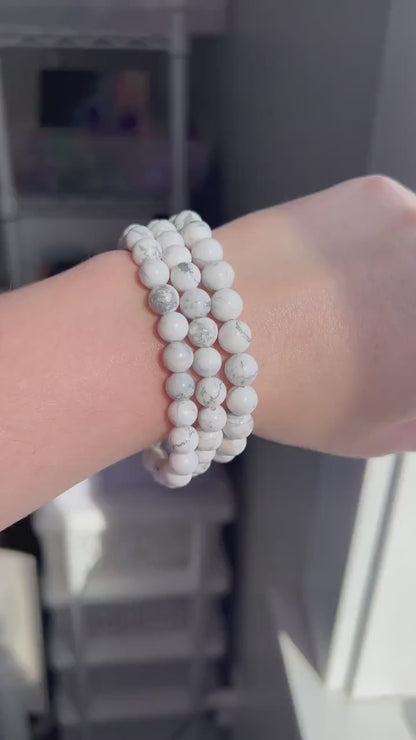 Howlite Bracelet 8mm beads, length 6.75″ (17.2cm)